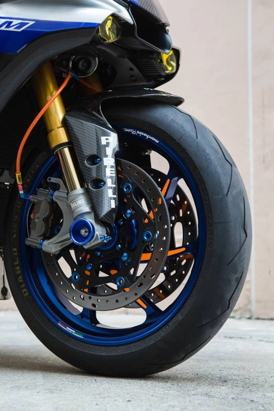 Yamaha r1m độ nhức nách với dàn chân 2 line đầy nổi bật - 7