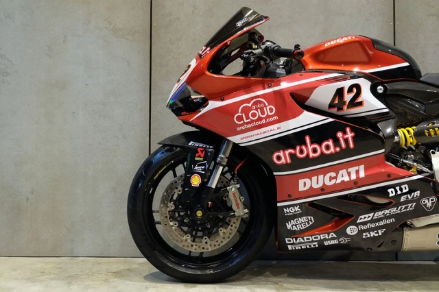 Ducati panigale 899 độ cực đỉnh đầy hấp dẫn với phong cách wsbk - 18