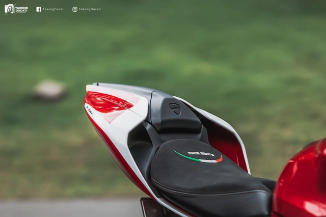 Ducati panigale 899 độ đỉnh điểm với công nghệ đồ chơi cao cấp - 7