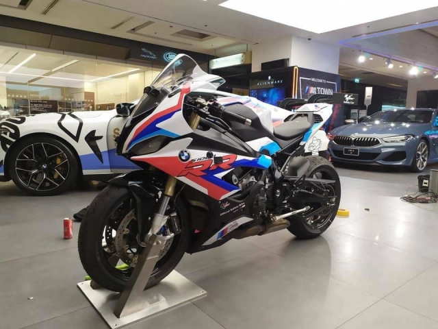 Soi chi tiết bmw s1000rr official bike motogp tại thái lan - 7