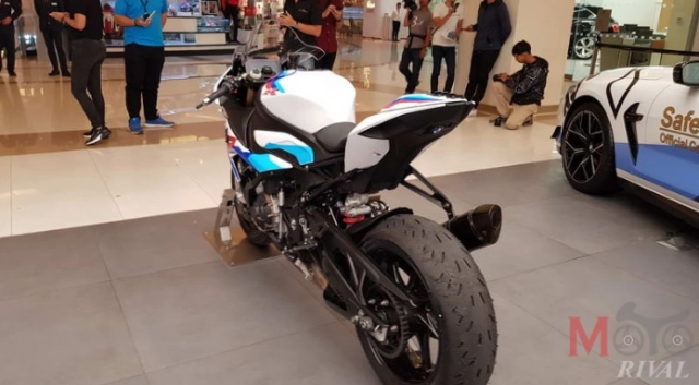Soi chi tiết bmw s1000rr official bike motogp tại thái lan - 11