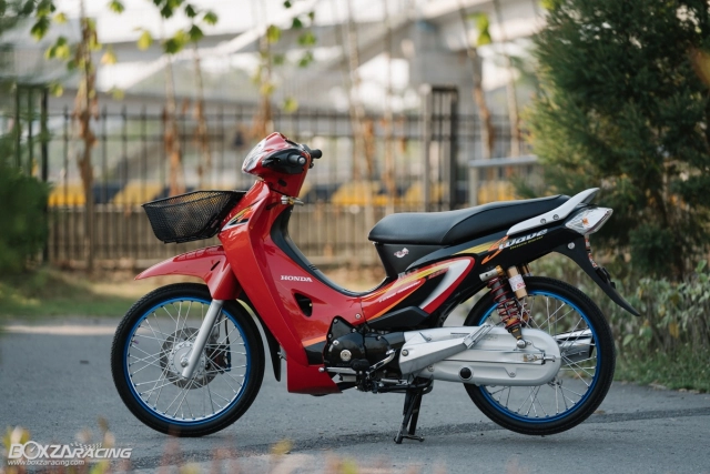 Wave 125 độ dàn chân quá đỉnh khiến người xem lịm tim - 9