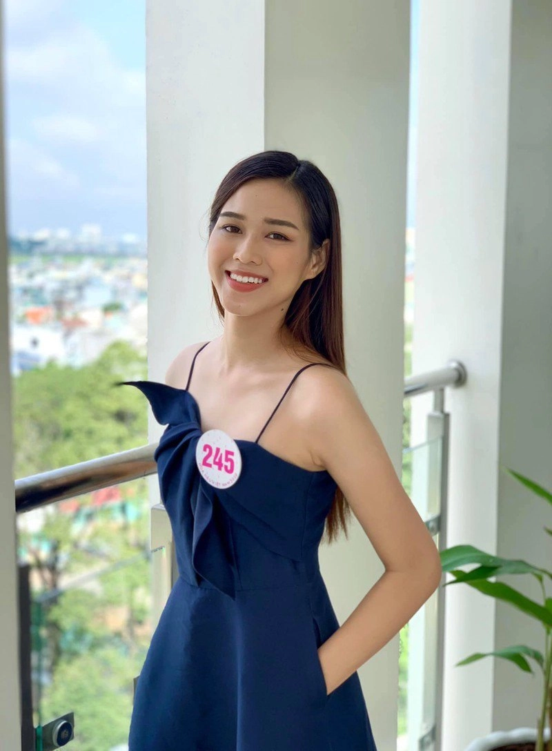 Hoa hậu đỗ thị hà gái quê chân lấm tay bùn giờ là mỹ nhân sang chảnh muôn váy áo - 32