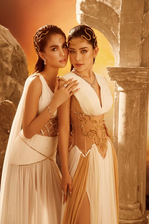 Mặc đầm dạ hội mà lộ da thịt nhiều hơn cả bikini vbiz chắc chỉ có ngọc trinh chi pu - 9
