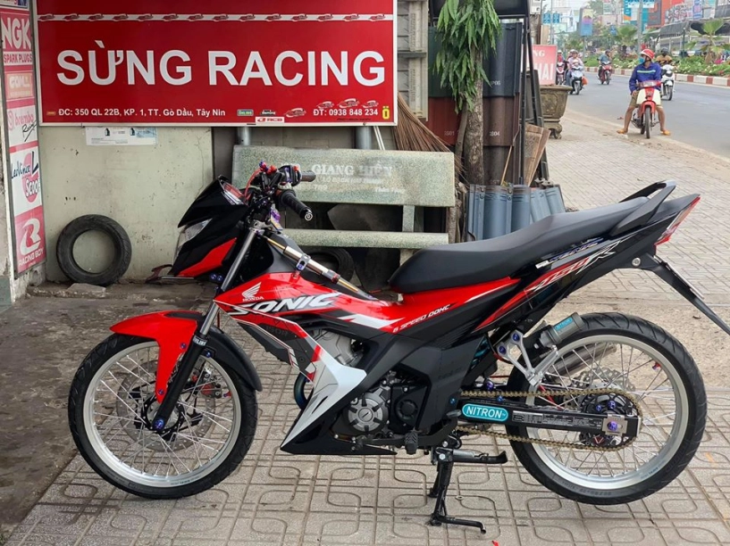Sonic 150 độ cực chất và lạ lẫm với dàn trang bị hiếm khi thấy được - 5