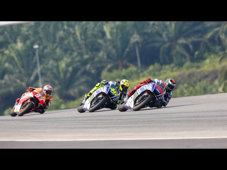 Bắt gặp johnny trí nguyễn trên trường đua motogp 2014 sepang - 12