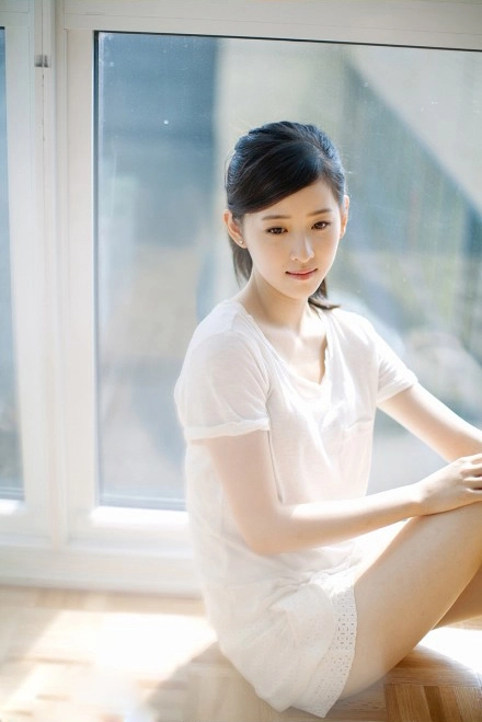 cô bé trà sữa đẹp tinh khôi trong ánh nắng - 6