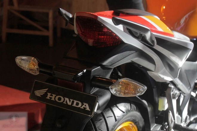 Honda cbr250r mới chính thức ra mắt - 9