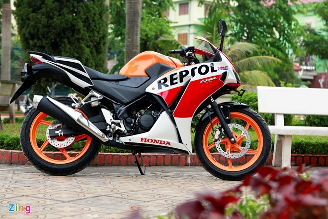 Cận cảnh honda cbr150r 2015 phiên bản repsol với giá 114 triệu đồng - 3