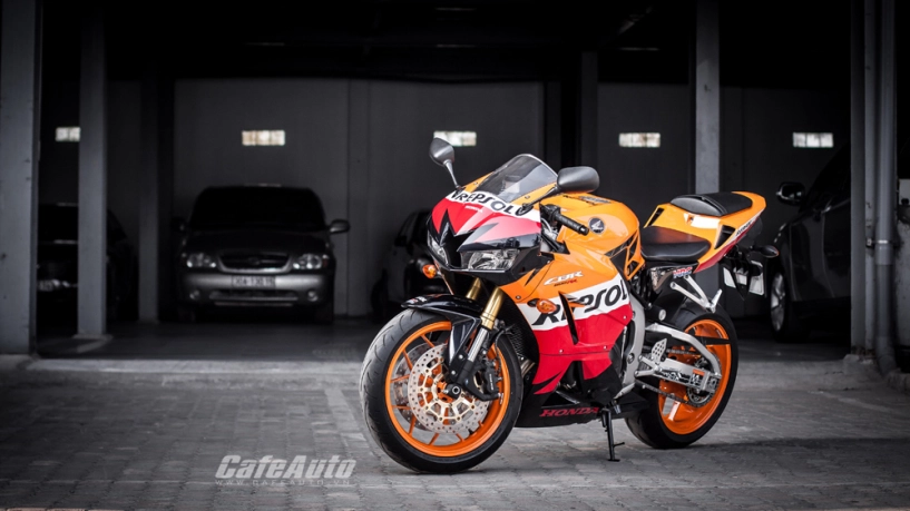 Cận cảnh honda cbr600rr 2014 đầu tiên tại hà nội - 1