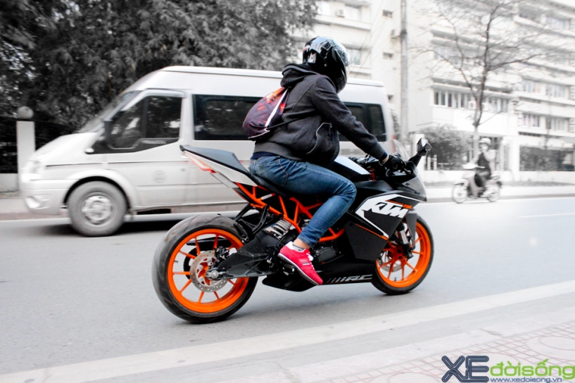 Cận cảnh ktm rc200 chiếc mô tô giá rẻ đầu tiên tại hà nội - 2