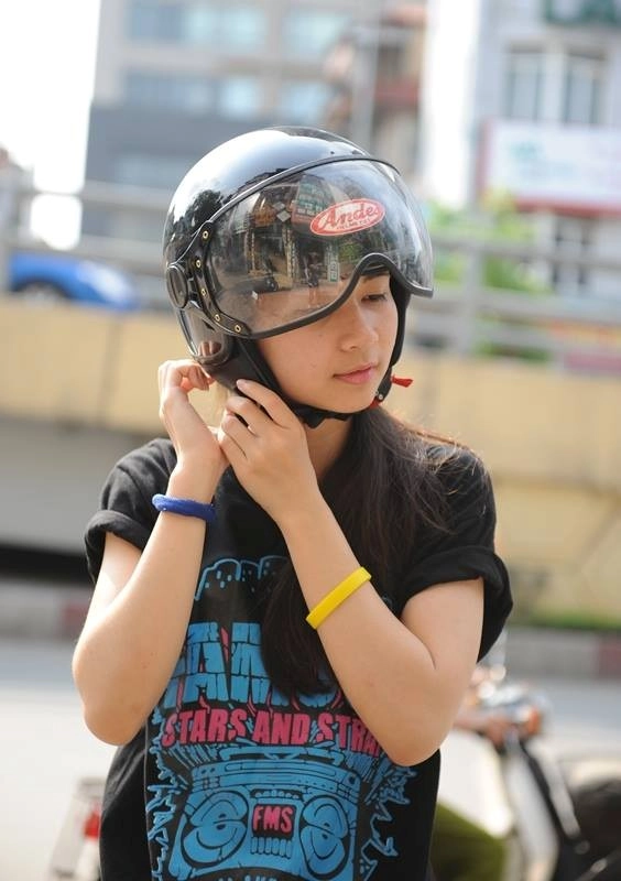 Chip bom nữ biker 9x với tình yêu dành cho xe côn tay - 2