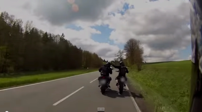 clip những hình ảnh đẹp của những biker yêu moto tại berlin - 3