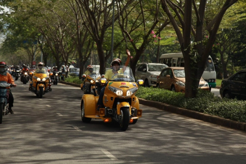 Đoàn motor diễu hành tại sài gòn trong ngày bế mạc bike week 2014 - 24