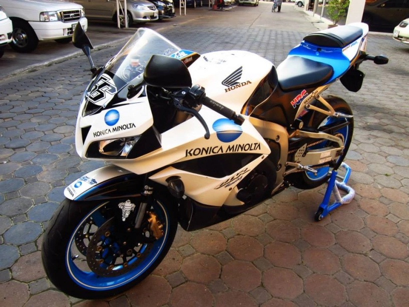 Honda cbr 600rr limited konica minolta - 5