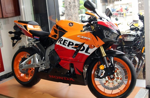 Honda cbr600rr repsol tại sài gòn - 4