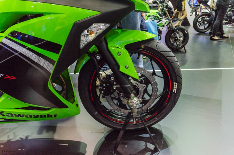 Kawasaki ninja 300 abs dẫn đầu phân khúc mô tô 300cc - 7
