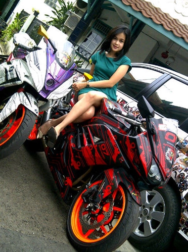 Người đẹp của làng chơi môtô indonesia - 4