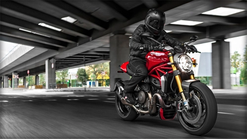 Ducati monster 1200 quỷ dữ xuất hiện với giá tốt - 22