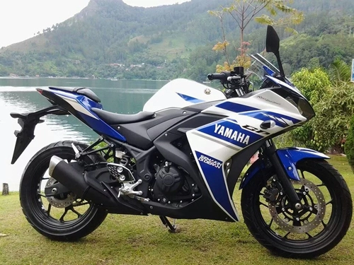 Yamaha hé lộ thông tin sản xuất môtô r3 - 1