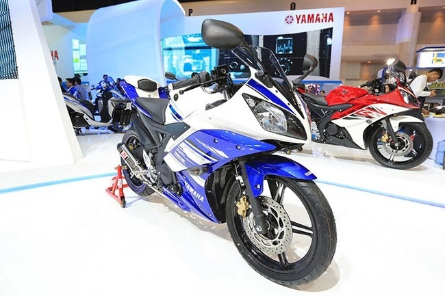 Yamaha r15 tiếp tục ra mắt tại indonesia sắp về việt nam - 2