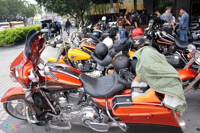 30 siêu môtô harley-davidson hội tụ tại quán cà phê sài gòn - 4