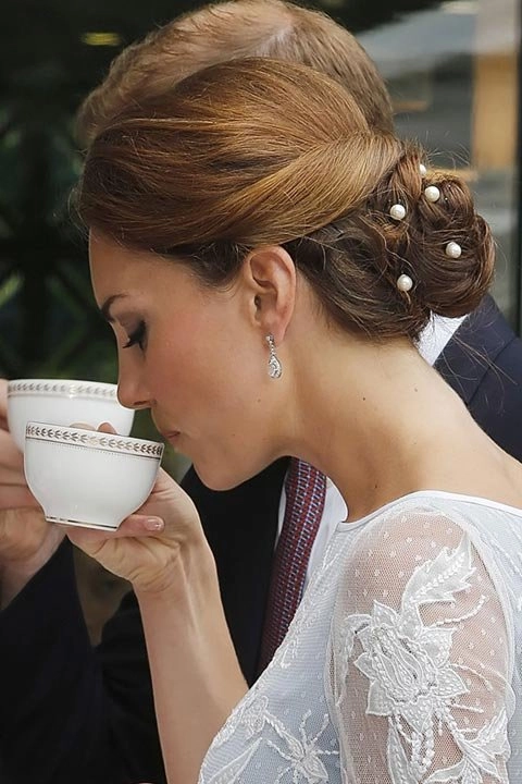 5 kiểu tóc trang nhã của kate middleton - 2