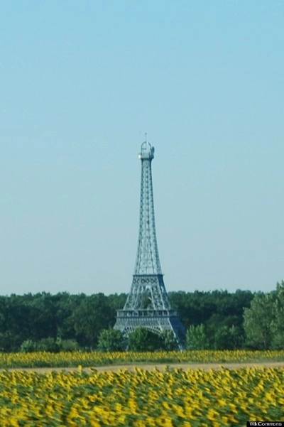 9 bản sao của tháp eiffel - 3