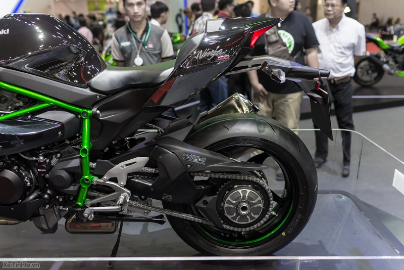 Ảnh thật tế kawasaki h2 tại bangkok motor show 2015 - 21