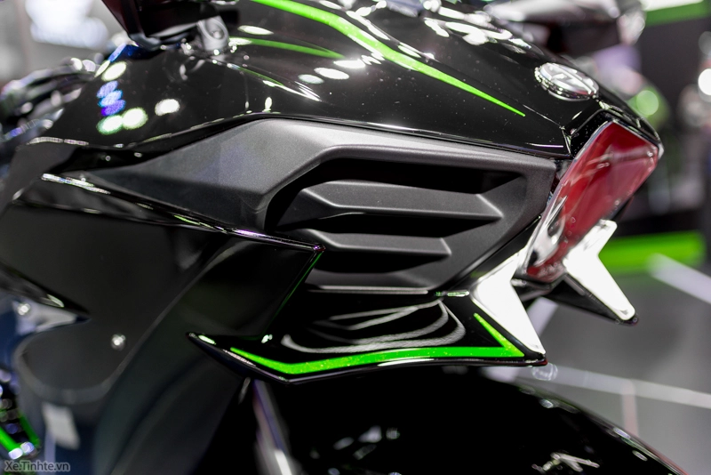 Ảnh thật tế kawasaki h2 tại bangkok motor show 2015 - 36