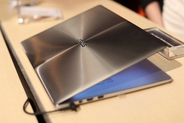 Asus ra laptop cao cấp zenbook nx500 màn hình 4k - 2
