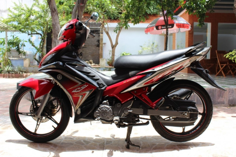 Bán ex 2011 rc đen đỏ xe còn đẹp giá ổn - 1