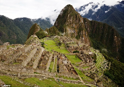 Bảo vệ rượt đuổi du khách khỏa thân tại machu picchu - 1