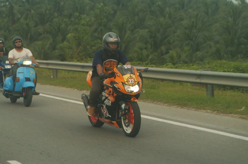 Bắt gặp khá nhiều exciter và pkl đi xem moto gp tại sepang - 11