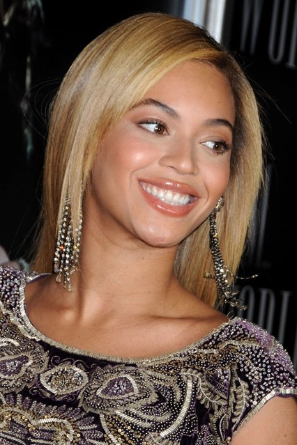Beyonce biến hóa mái tóc theo thời gian - 2