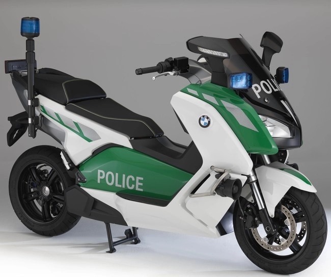 Bmw giới thiệu loạt moto dành cho cảnh sát - 1