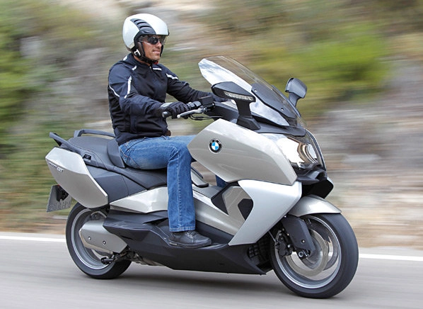 Bmw motorrad thắng lớn trong năm 2013 - 2