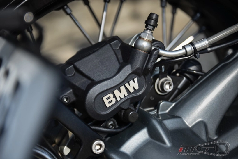 Bmw r nine t với phiên bản độ tracker chất lừ - 13