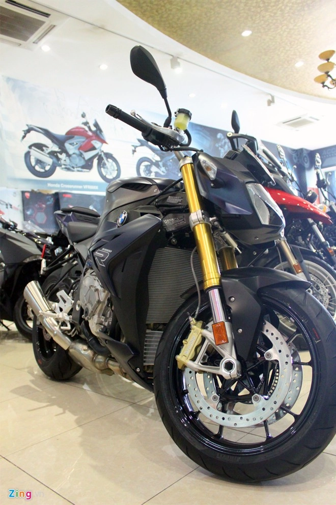 Bmw s1000r 2014 đầu tiên về tới việt nam - 2