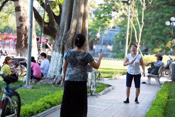 bộ ảnh ngỡ ngàng một hà nội trong trẻo và bình yên buổi sớm mùa hè - 13