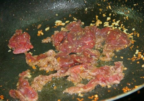 Bông hẹ xào thịt bò - 3