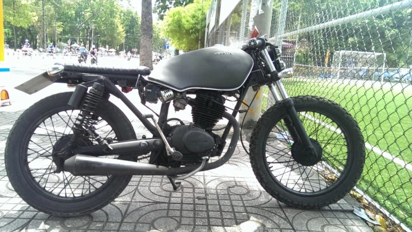 Cafe racer cb 125s - 1