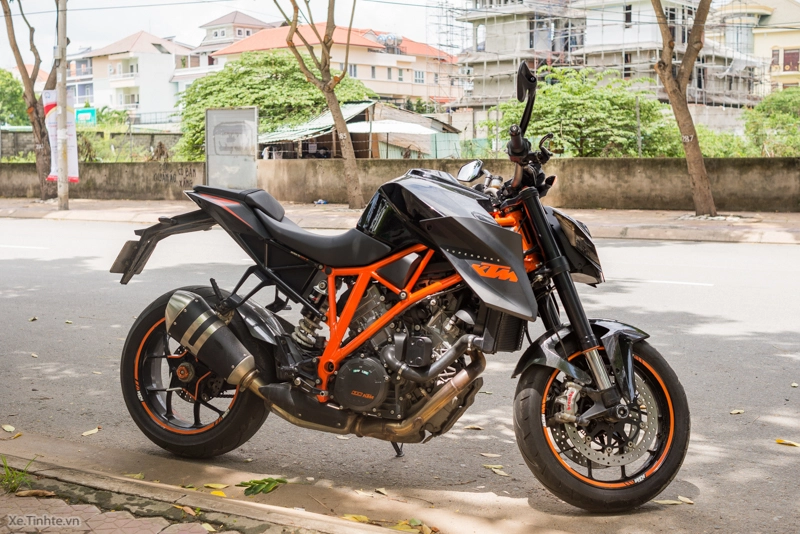 Cảm nhận ktm 1290 super duke r 2015 dễ gần dễ lái - 6