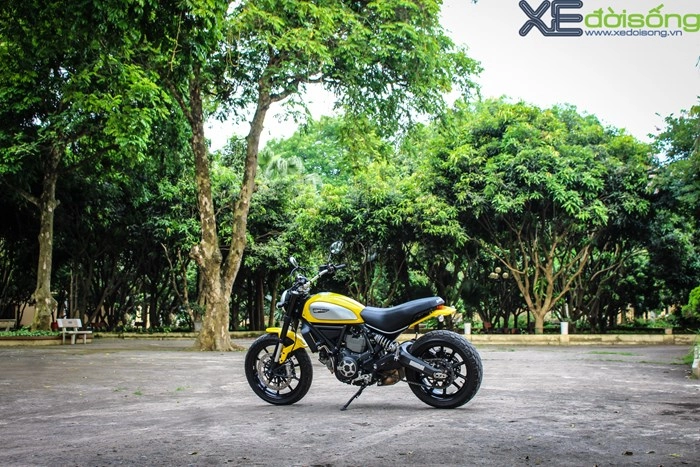 Cảm nhận trên yên ducati scrambler - 3