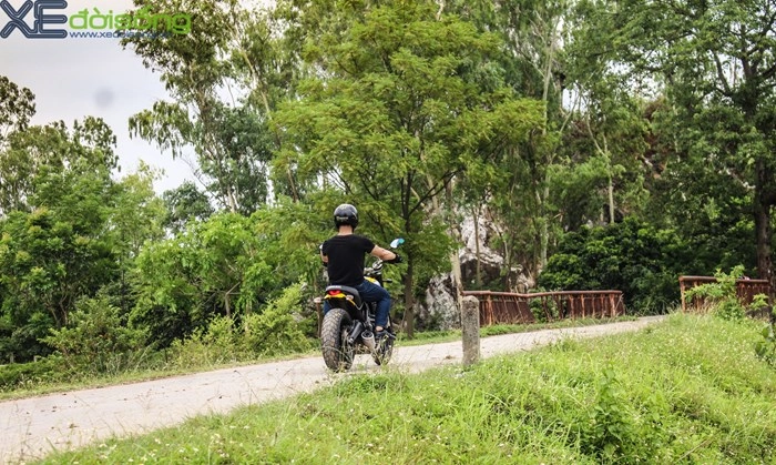 Cảm nhận trên yên ducati scrambler - 8