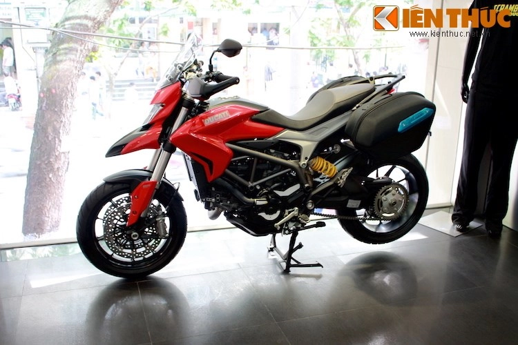 Cận cảnh ducati hyperstrada 2015 đầu tiên tại hà nội - 1