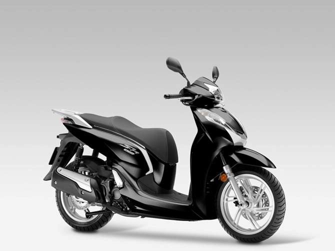 cận cảnh honda sh 300i 2015 - 9