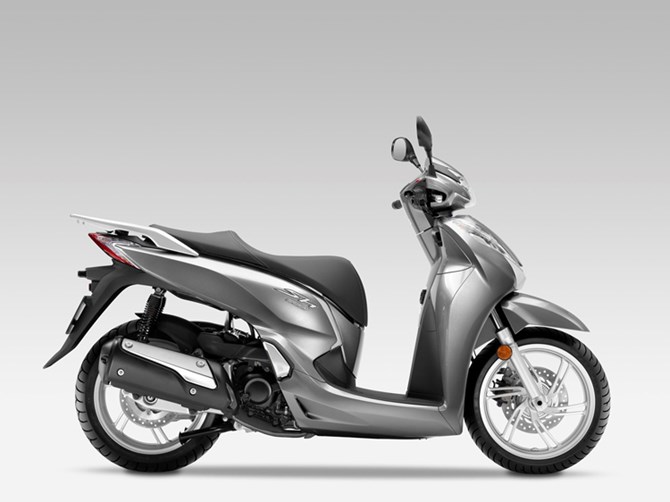 cận cảnh honda sh 300i 2015 - 7