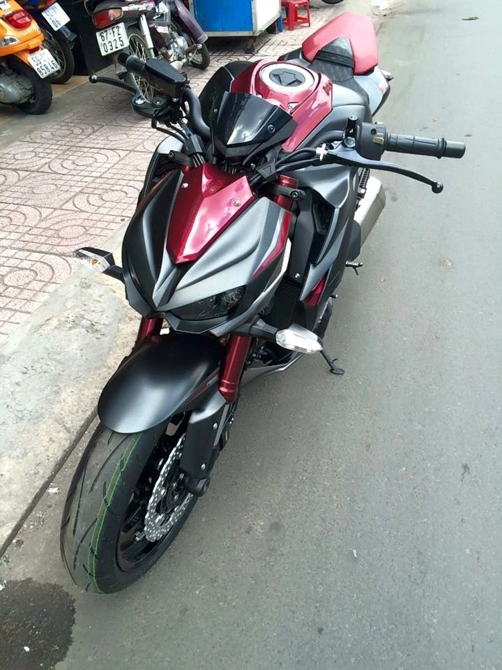 Cận cảnh kawasaki z1000 2016 phiên bản màu đỏ candy crimson tại việt nam - 4