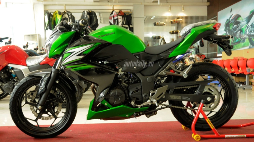 Cận cảnh kawasaki z250 2015 mẫu xe sắp được bán chính hãng tại vn - 1